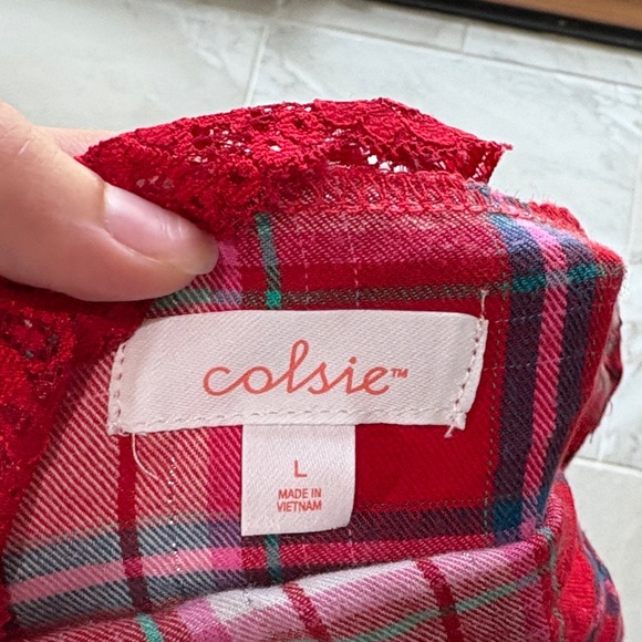 Colsie Red Plaid Lace Camisole - Picture 3 of 3